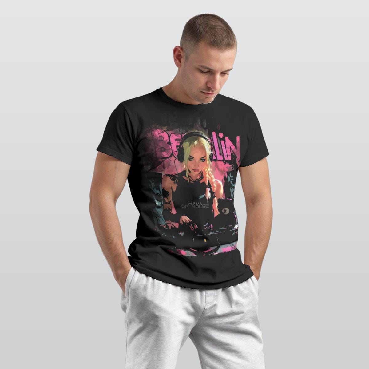 She DJ Unisex T-shirt - 100% Cotton - Berlin Clubbing Tee - Techno Music Apparel - Fashion Statement